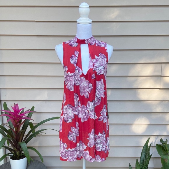 sleeveless floral dress cutout flowy summer spring Easter style forever 21 small - Picture 2 of 16